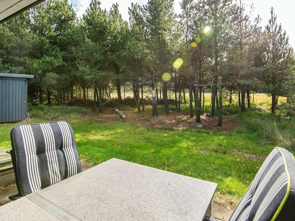 6 Person Holiday Home In R M Bolilmark 外观 照片
